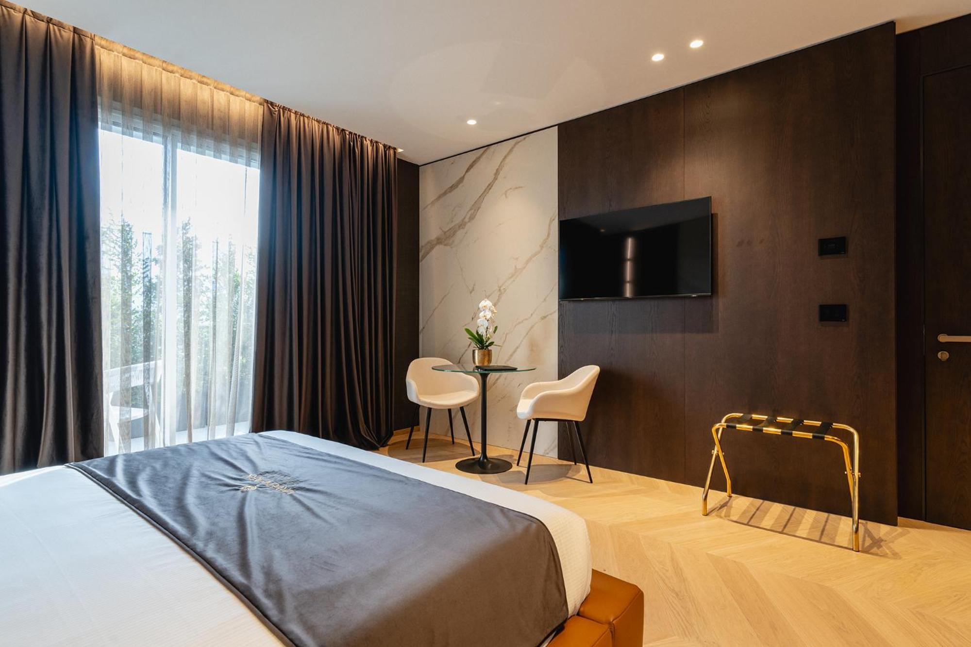Green Park Penthouse Suite & Pool - Heated Pool - บารี ภายนอก รูปภาพ