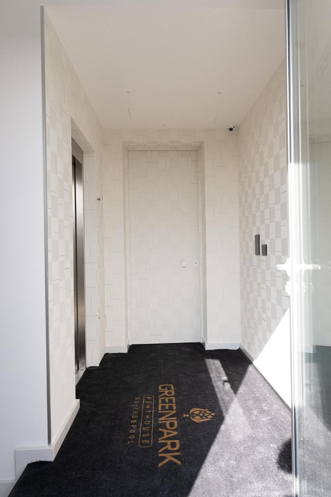 Green Park Penthouse Suite & Pool - Heated Pool - บารี ภายนอก รูปภาพ